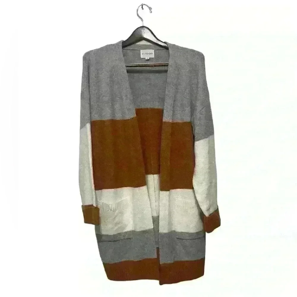 Women’s Olive +Oak Cardigan Sz xl very soft! Perfect time to grab. Fast shipping